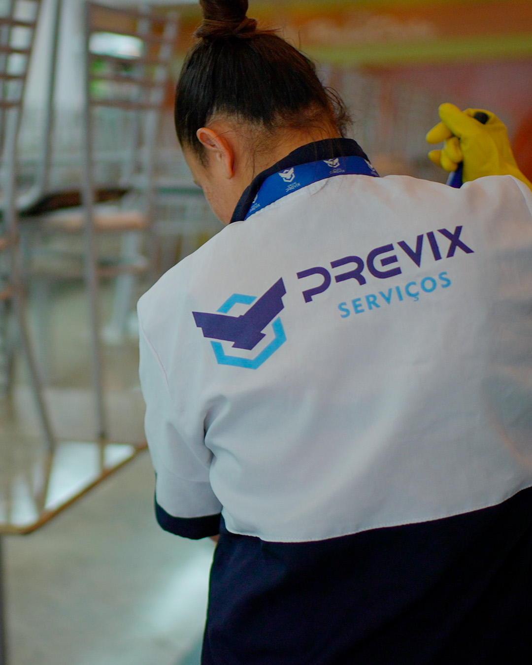 Equipe de facilities do Grupo Previx em operação de serviços terceirizados